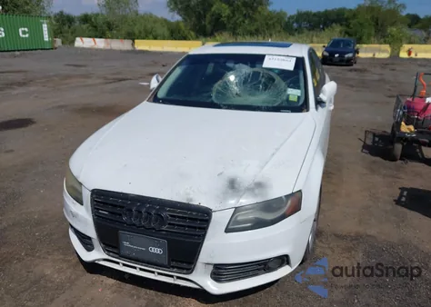 2010 Audi A4 2.0T Premium z USA, uszkodzony, nr VIN WAUFFAFL1AN041481